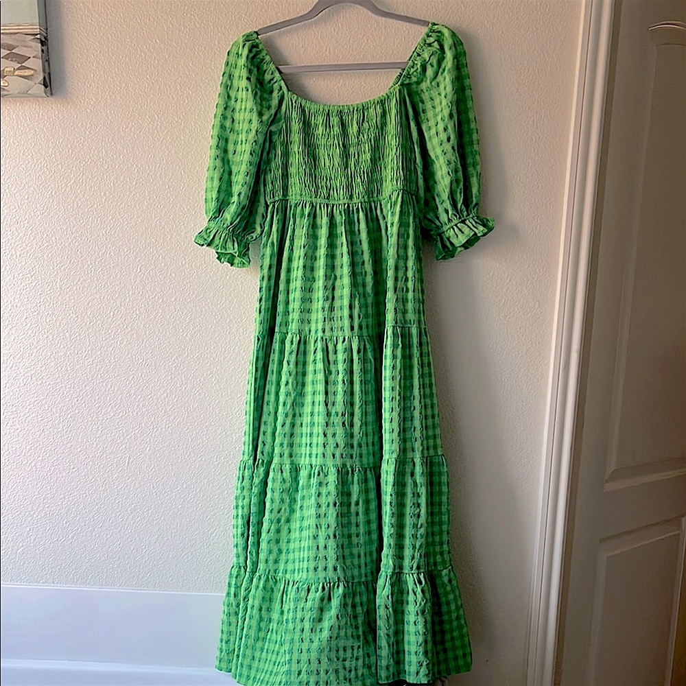 Green Smocked gingham puff sleeves tiered midi/ Maxi Dress. Size M